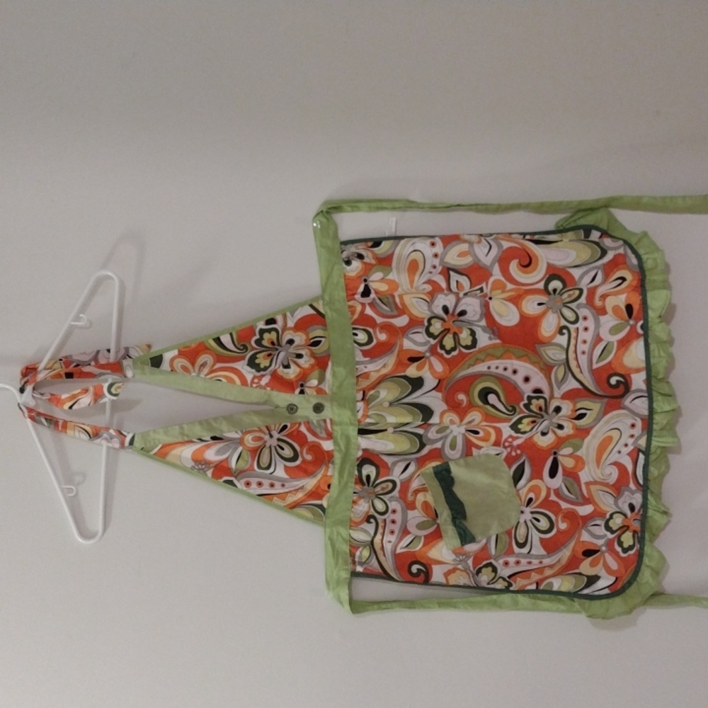Adorable Vintage 70s/80s Apron Plus Free Gift!